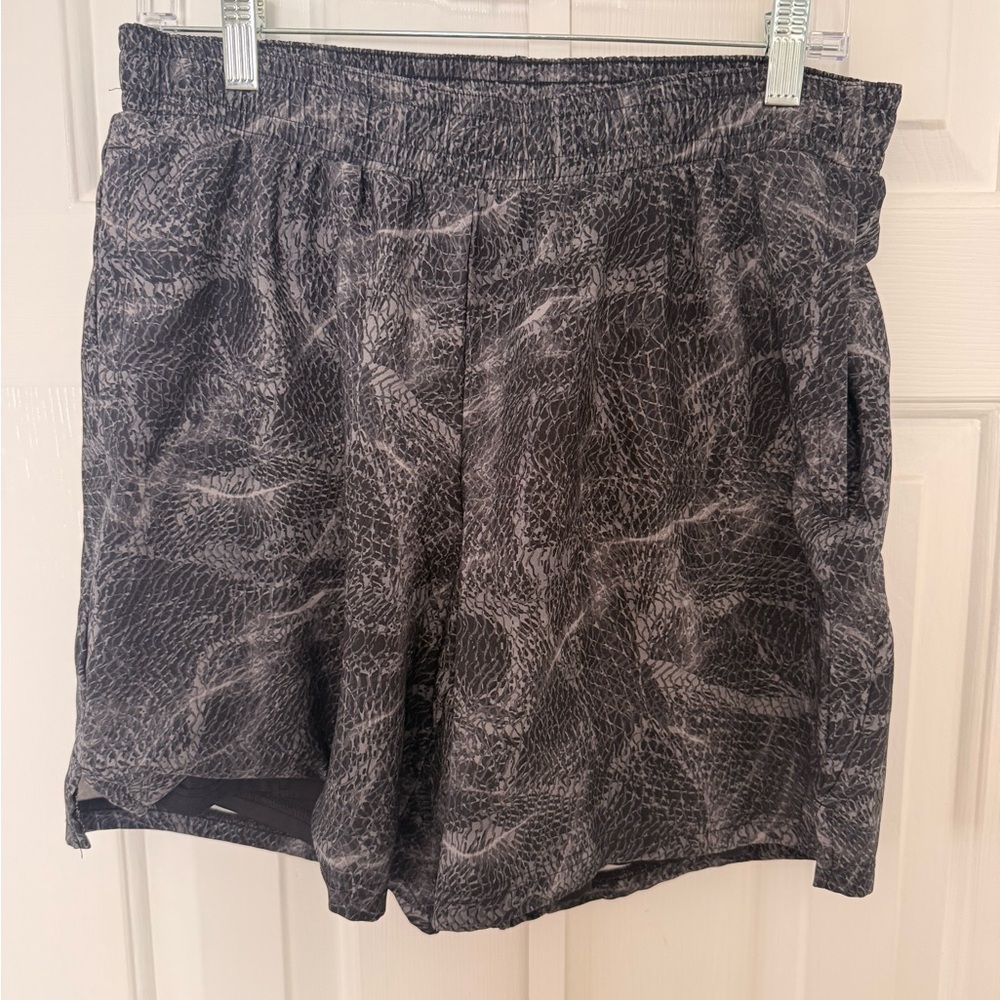 Men’s All In Motion Patterned Lined Athletic Shorts